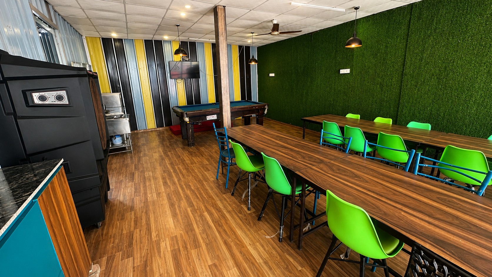 Common dining and sitting area