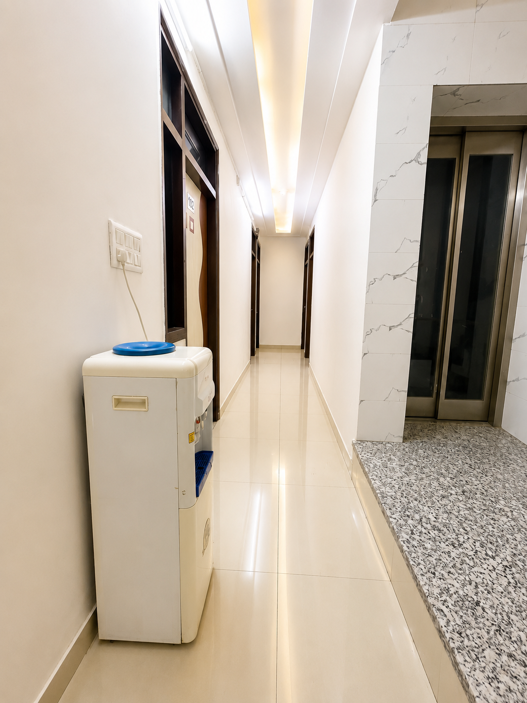 Lobby and lift access