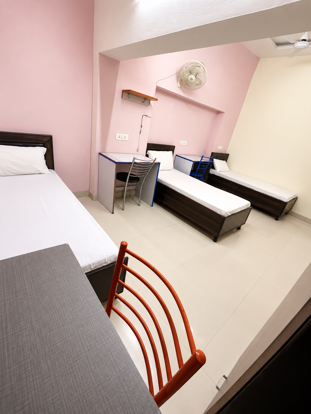 Triple sharing room